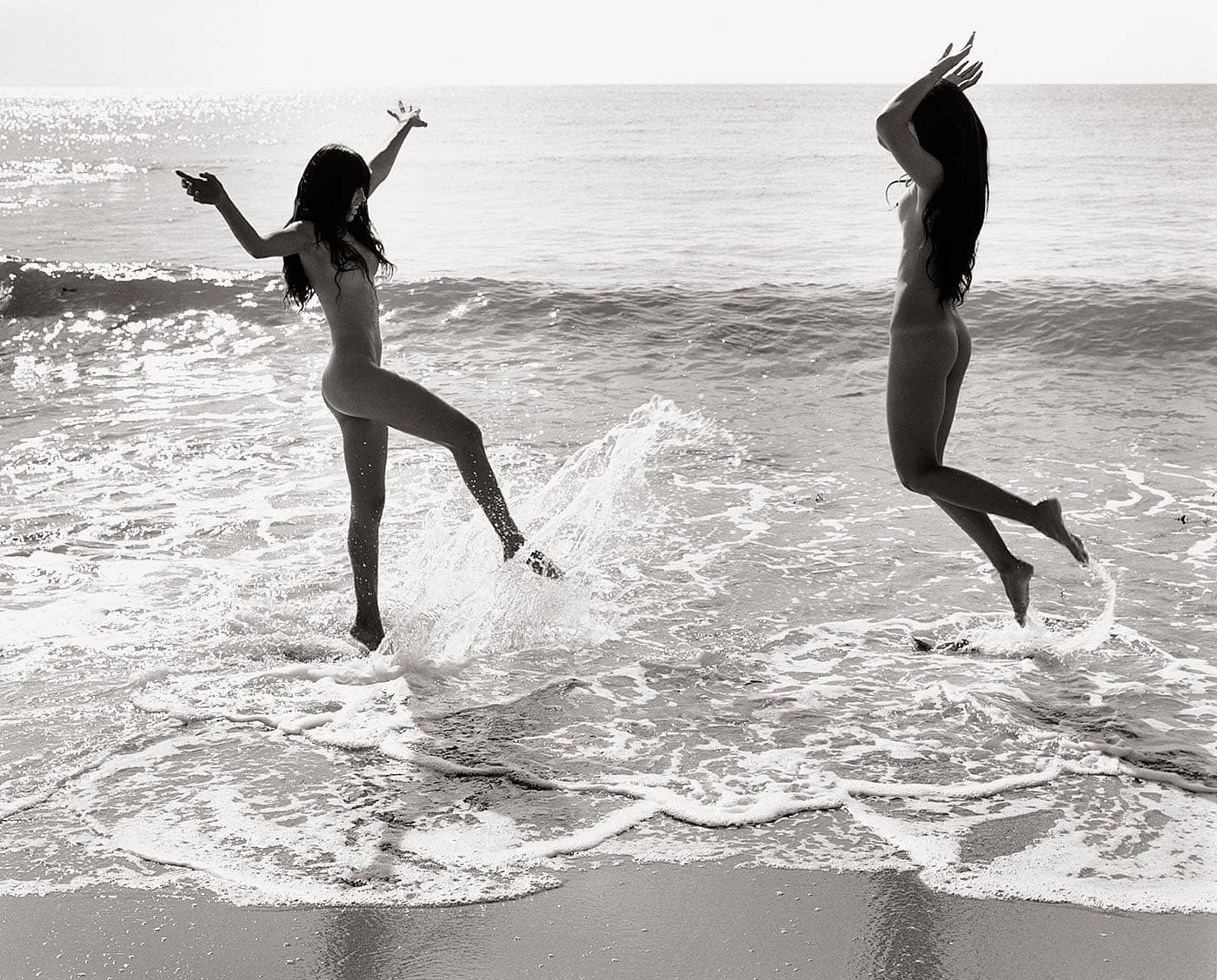 Peek Inside The Ultimate Photo Book Of Hot Hamptons Beach Beauties Maxim
