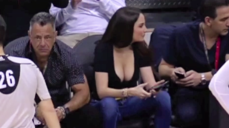 This Hot Atlanta Hawks Fan S Courtside Cleavage Is Going Viral Because