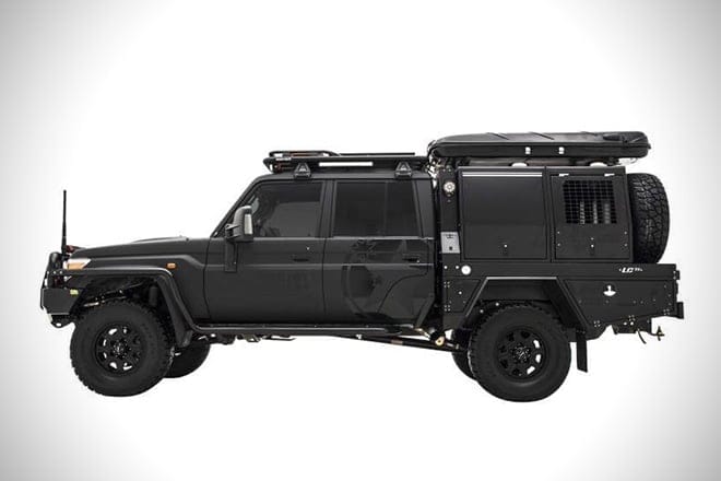 LC-79-Super-Tourer-Land-Cruiser-3.jpg
