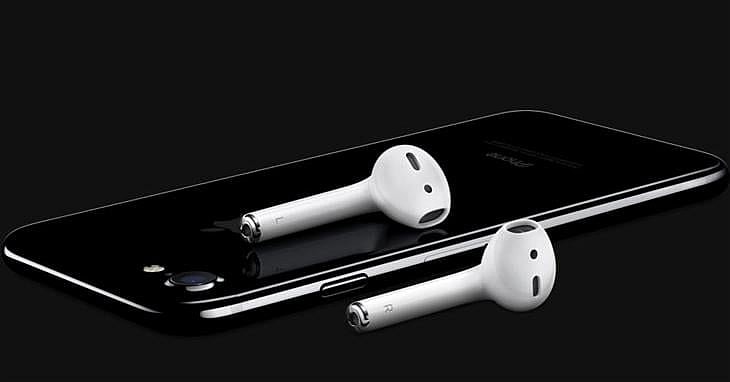 Apple Airpods Promo