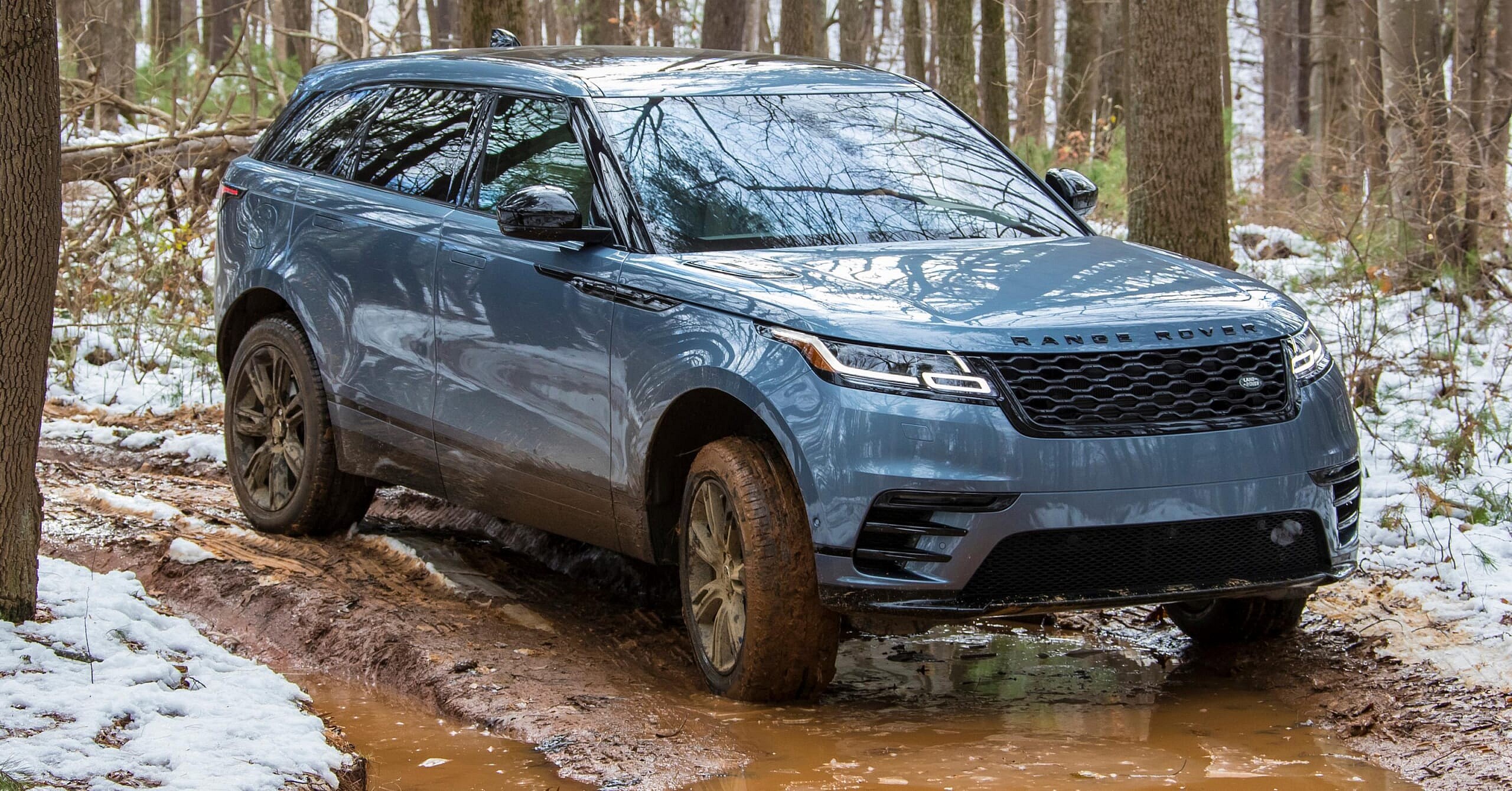 facebook-Linked_Image___Land Rover Velar