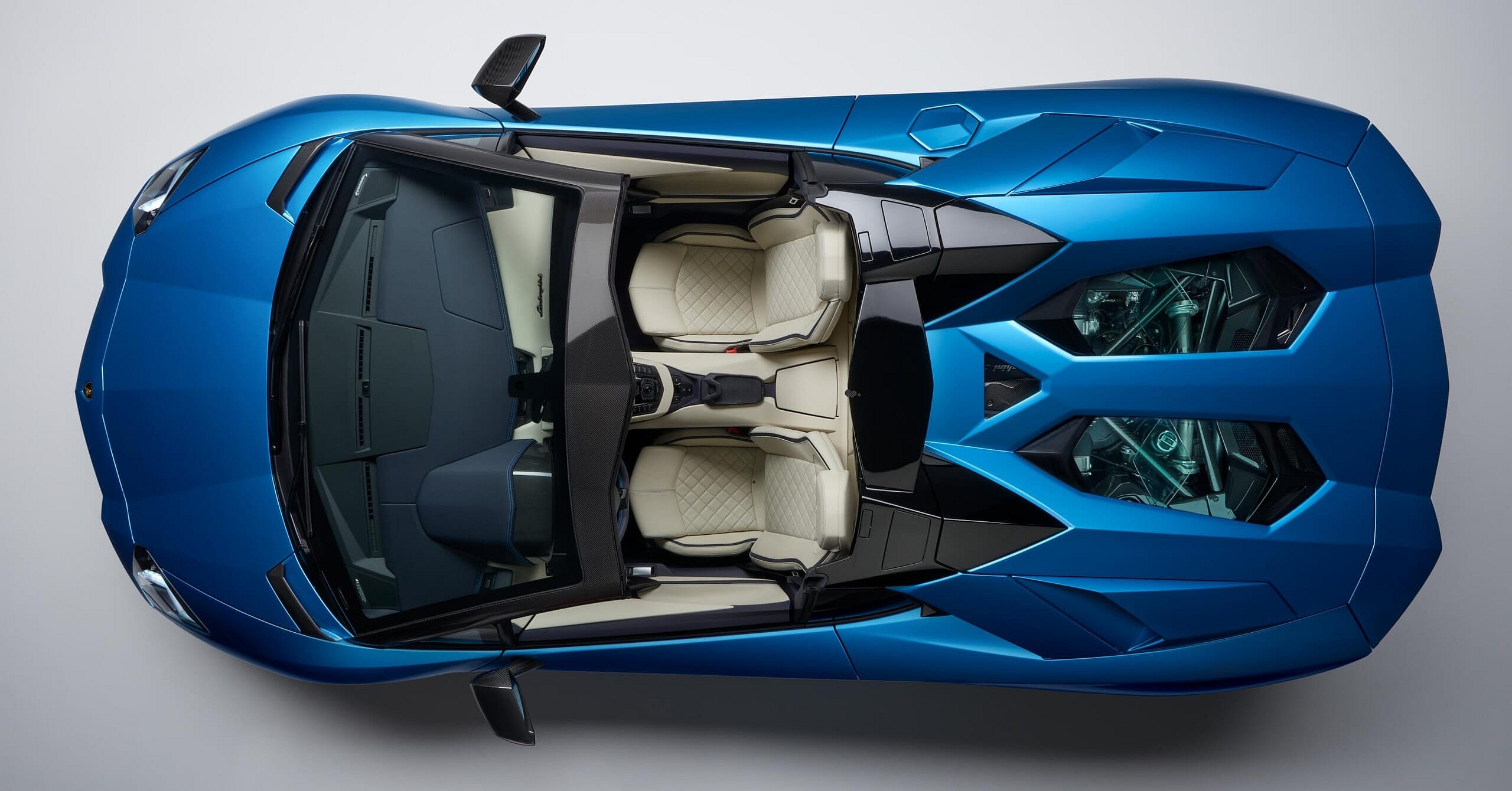 Lamborghini Aventador S Roadster14