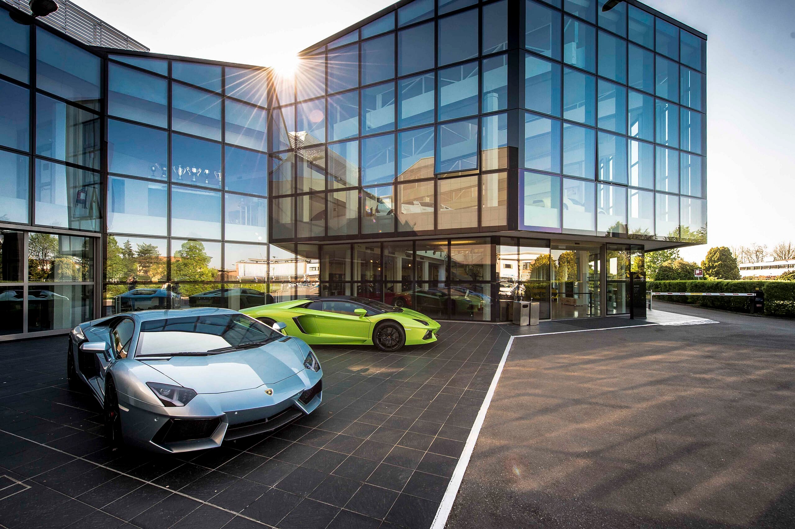 Museo_Lamborghini_-_esterno.jpg