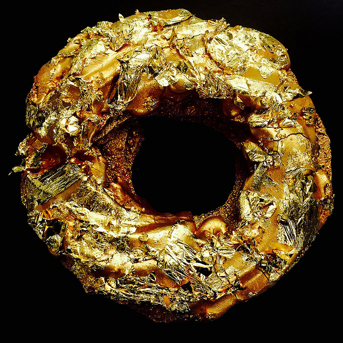 np011316_golddonut_article1.jpg