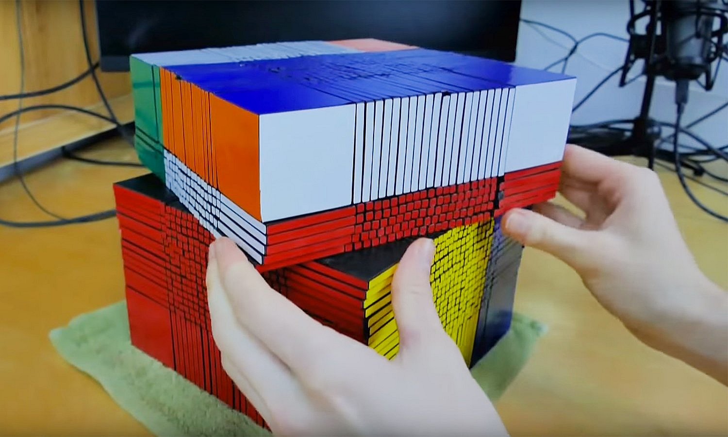 np011516_rubikscube_article.jpg