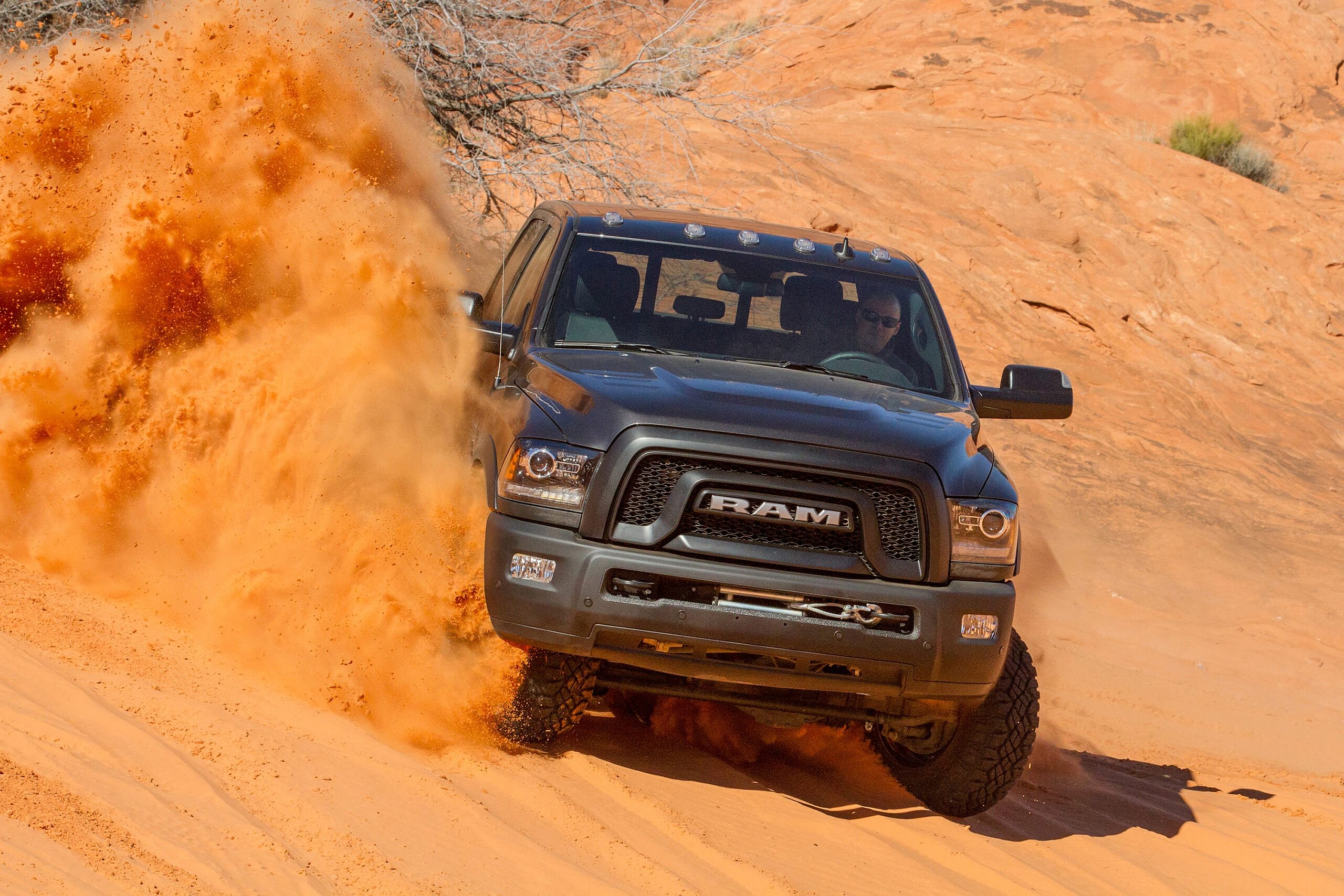 RM017_087TF6g1s9jp4dnft6qgn2no3m1acr5