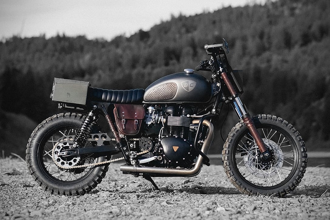Triumph-Furiosa-by-British-Customs-00.jpg