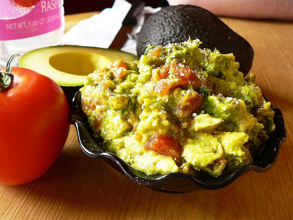Guacamole (Photo: Stu Spivack/Wikimedia)