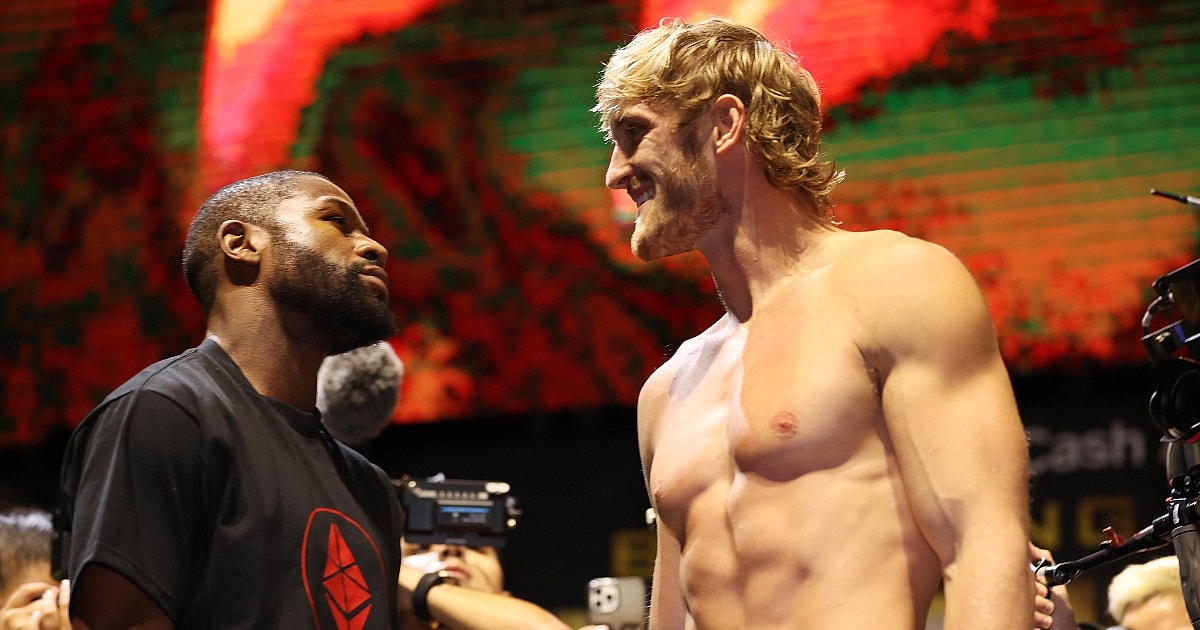 mayweather-v-paul-weigh-in-GettyImages-1322006778