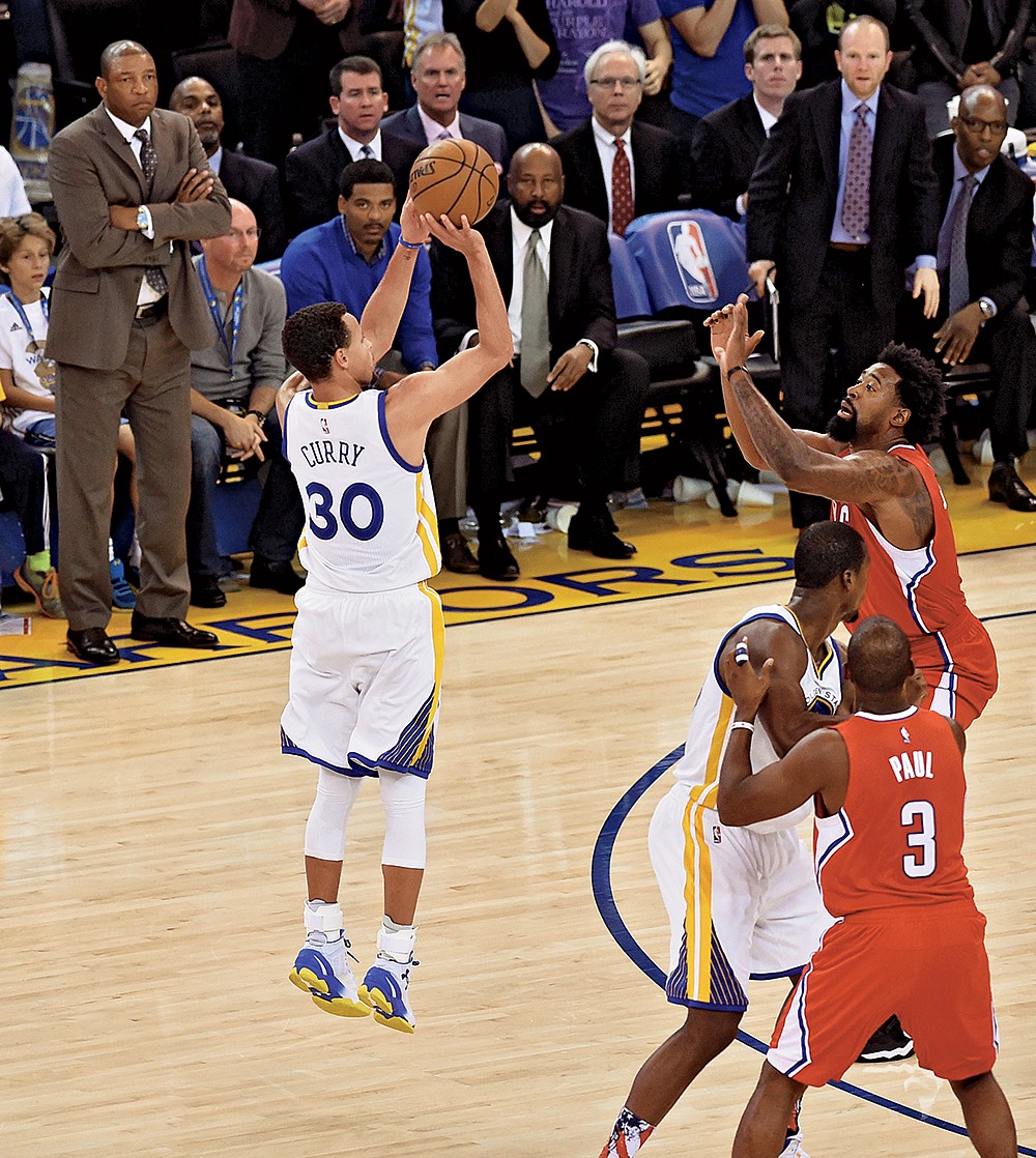 0316-MX-FT_Sports_Curry.02.png