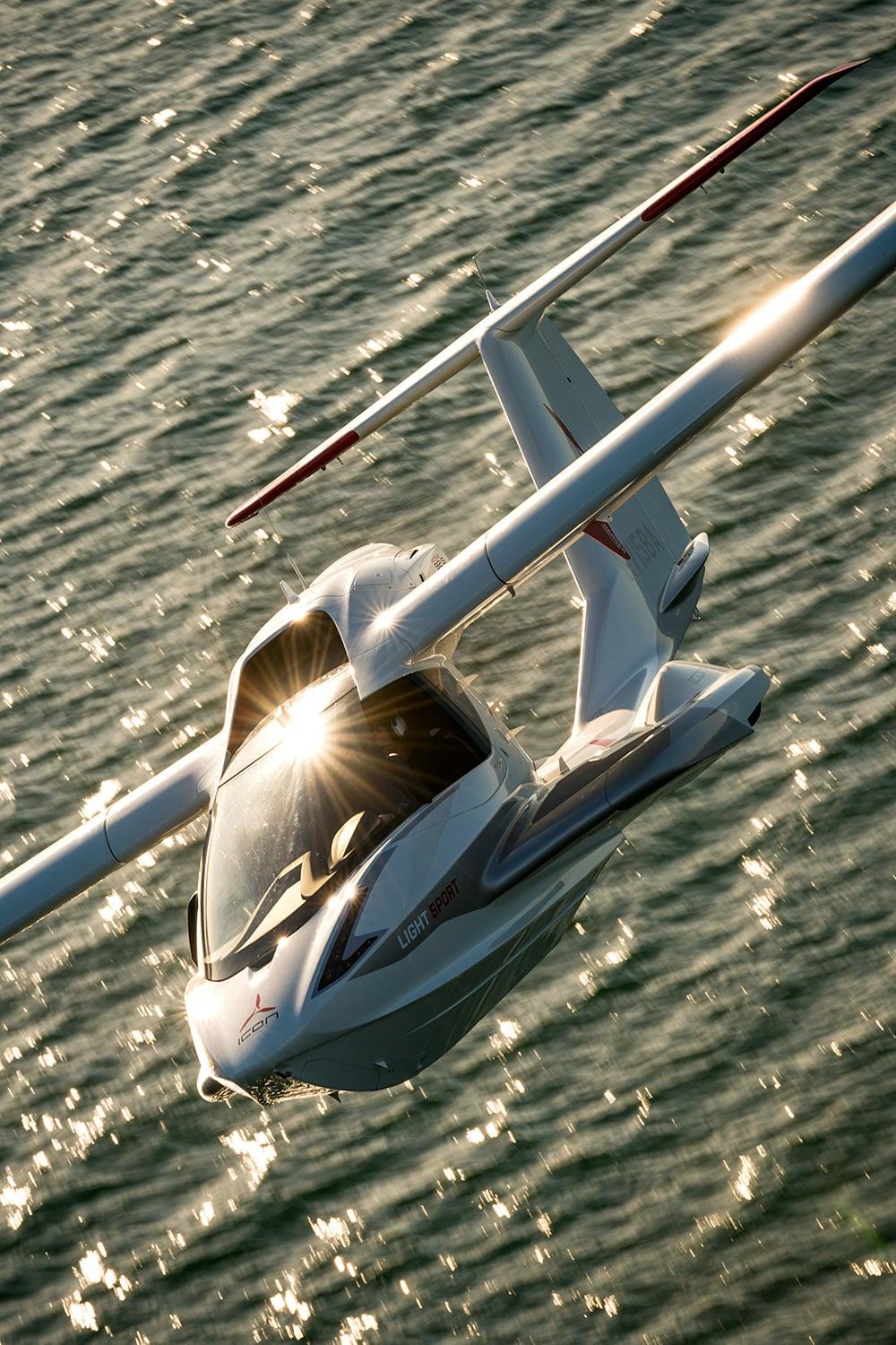 The Icon A5 looks even better when the sun's shining.