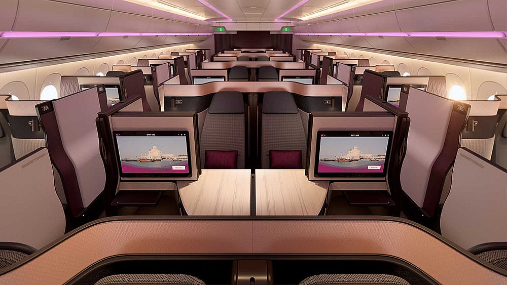2-qatar-airways-qsuite-cabin
