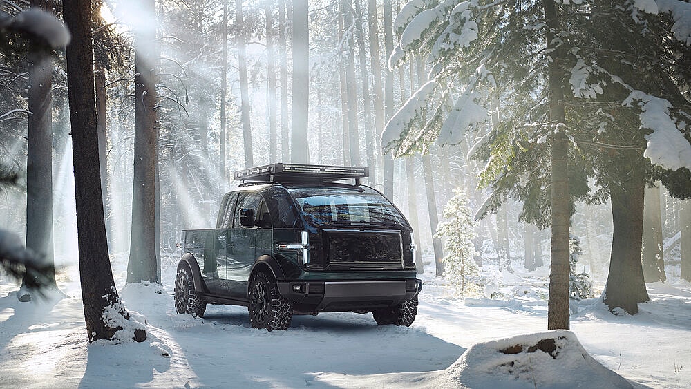 Canoo_PickupTruck_ExteriorSnow_1