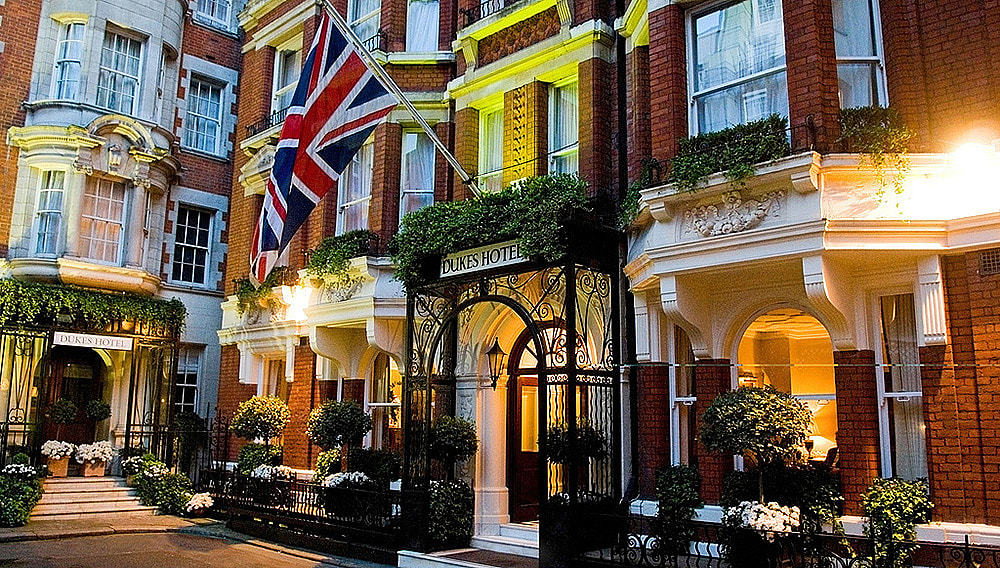 dukes-london_hulhrdu_hero_0.jpg