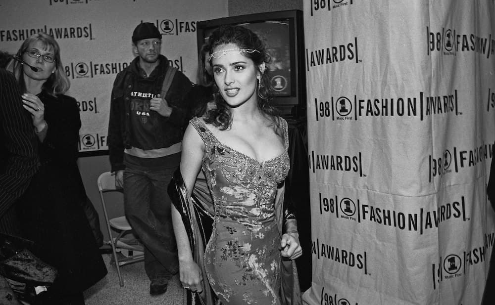 salma-hayek-1998