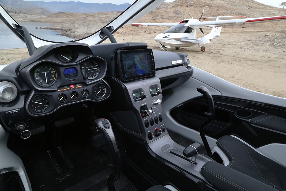 I Flew a Crazy Cool, Collapsible Sport Plane Over New York City placeholder caption