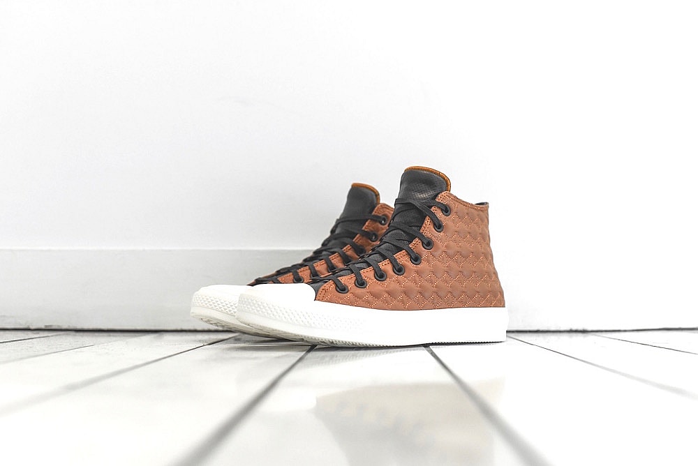 converse-chuck-ii-leather-2.jpg