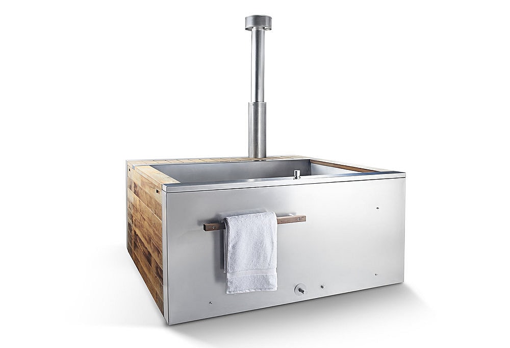 hot-tub-tubmarine-1
