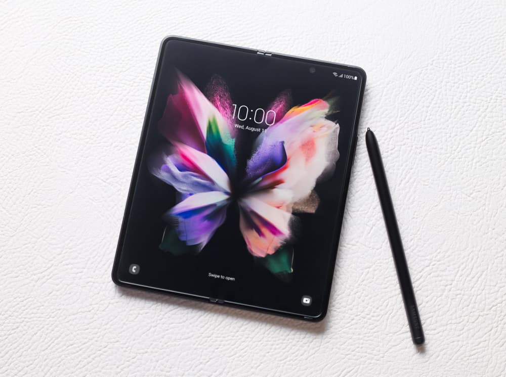 006_galaxyzfold3_5g_s_pen_phantomblack