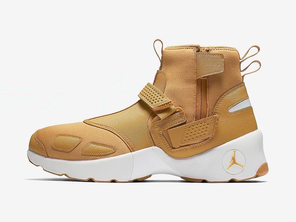 jordan-trunner-lx-high-mens-shoe