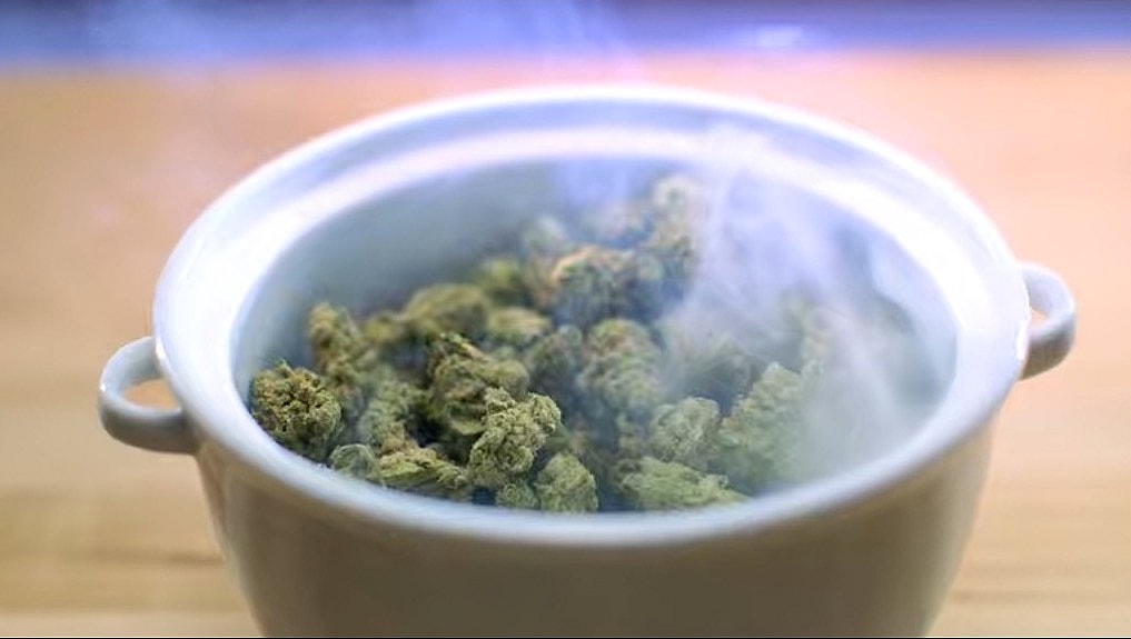 Cooked-with-Cannabis-Netflix-2