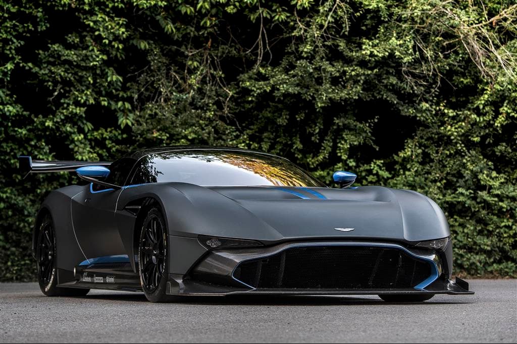 --max-earey-am-vulcan-003_resized.jpg