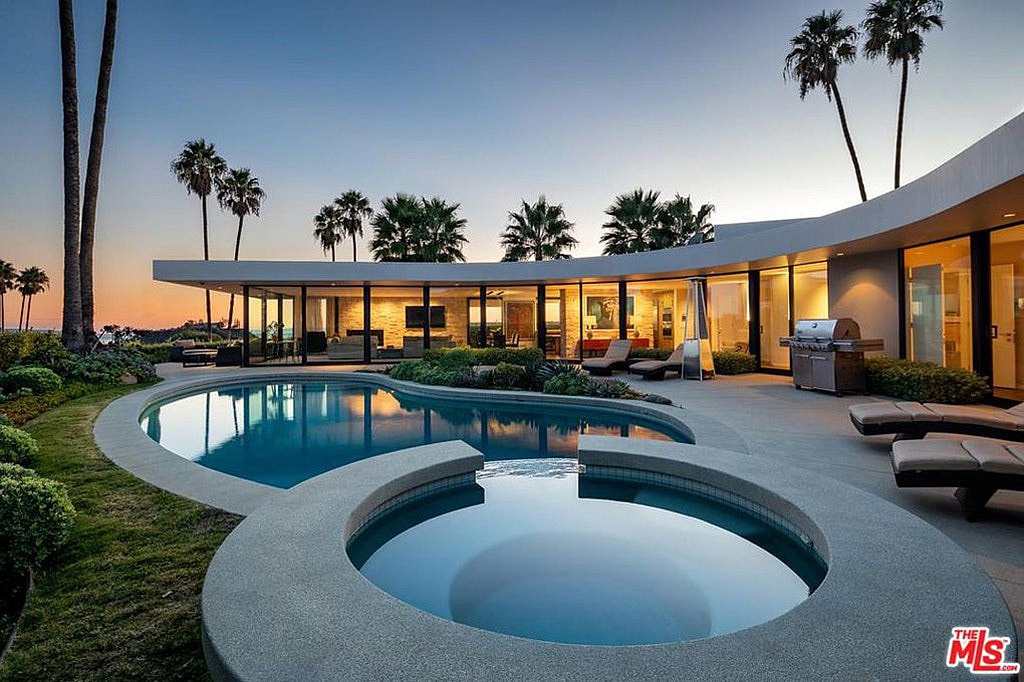 elon-musk-home-1-1