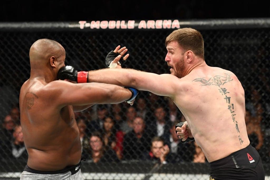 cormier-miocic-ufc-226-Getty-Images