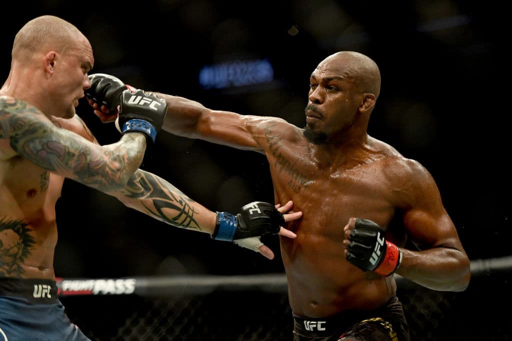 jon-jones-ufc-235-GettyImages-1133330272
