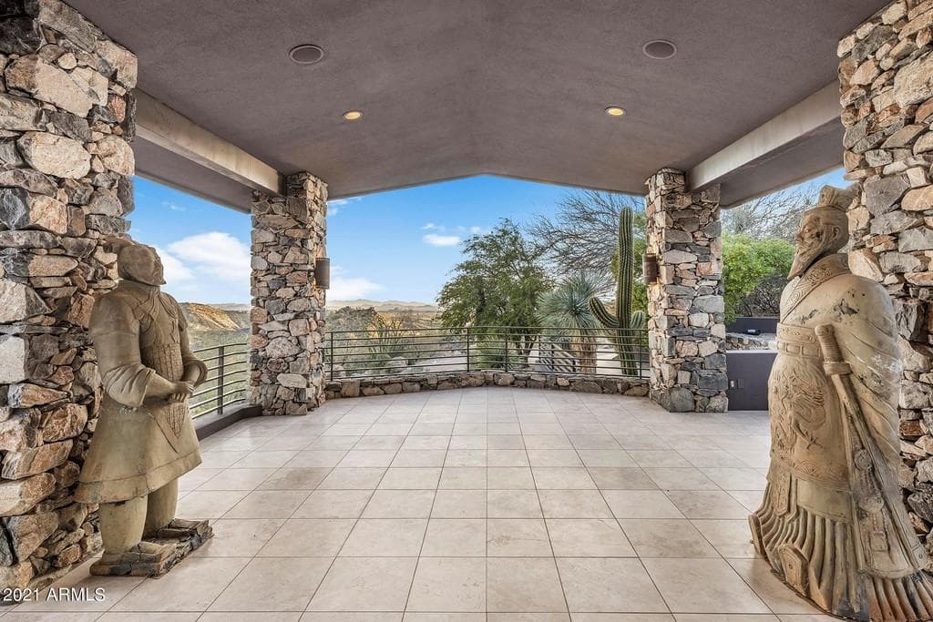 Steven Seagal Scottsdale Mansion (5)