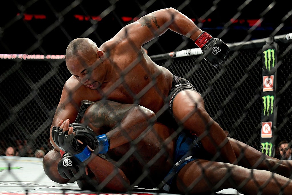 cormier-lewis-ufc230-GettyImages-1057177546