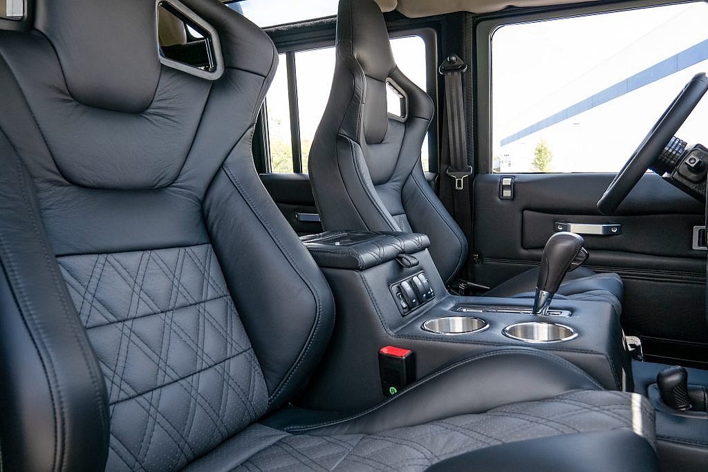 E.C.D. Land Rover Defender Project Neo (9)