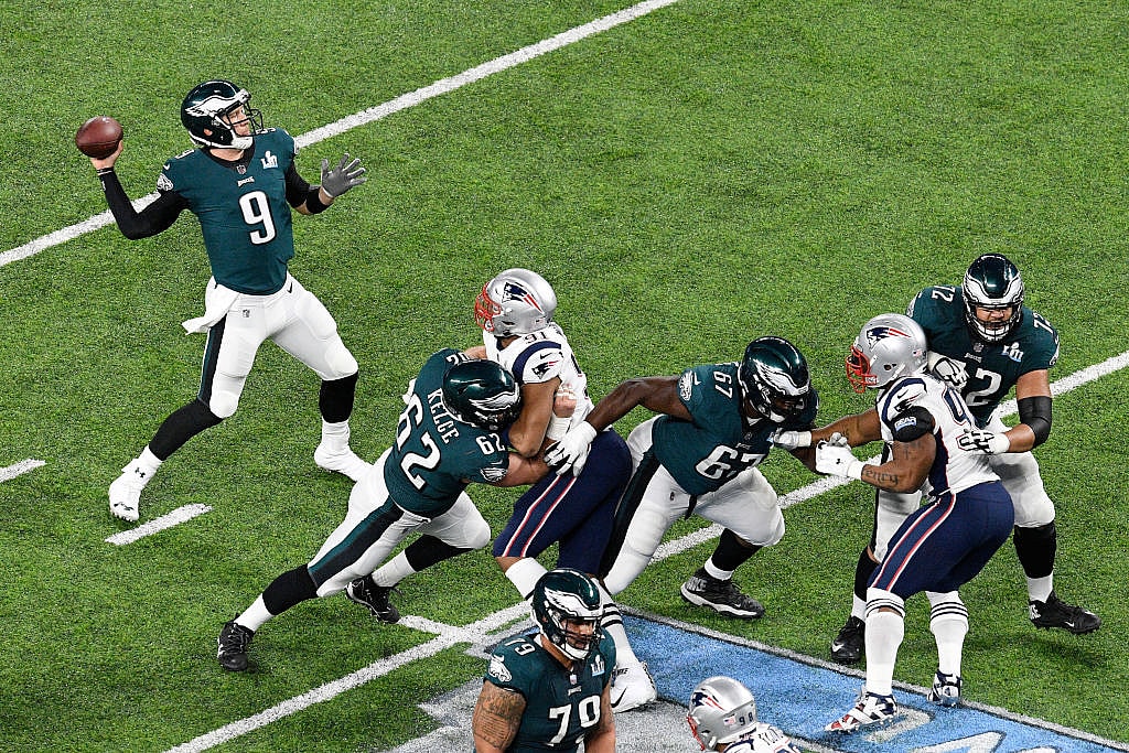 eagles-foles-getty Foles passes