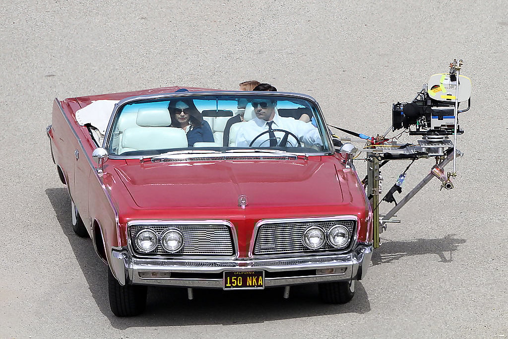 Jon+Hamm+films+scene+red+vintage+Imperial+Eohrl_yvhUax.jpg
