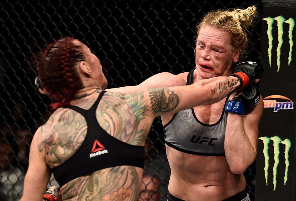 holm-cyborg-ufc-219-2 Cyborg v. Holm