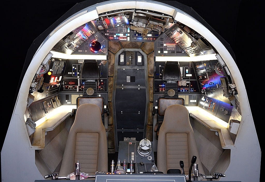 interior-millennium-falcon-getty Millennium falcon interior