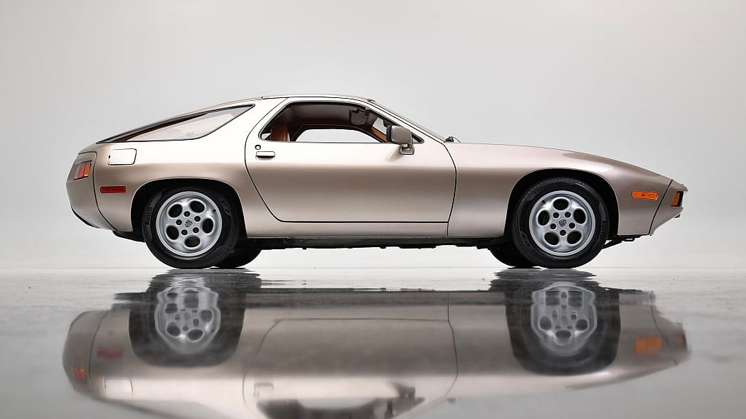 Risky Business Porsche 928 (1)