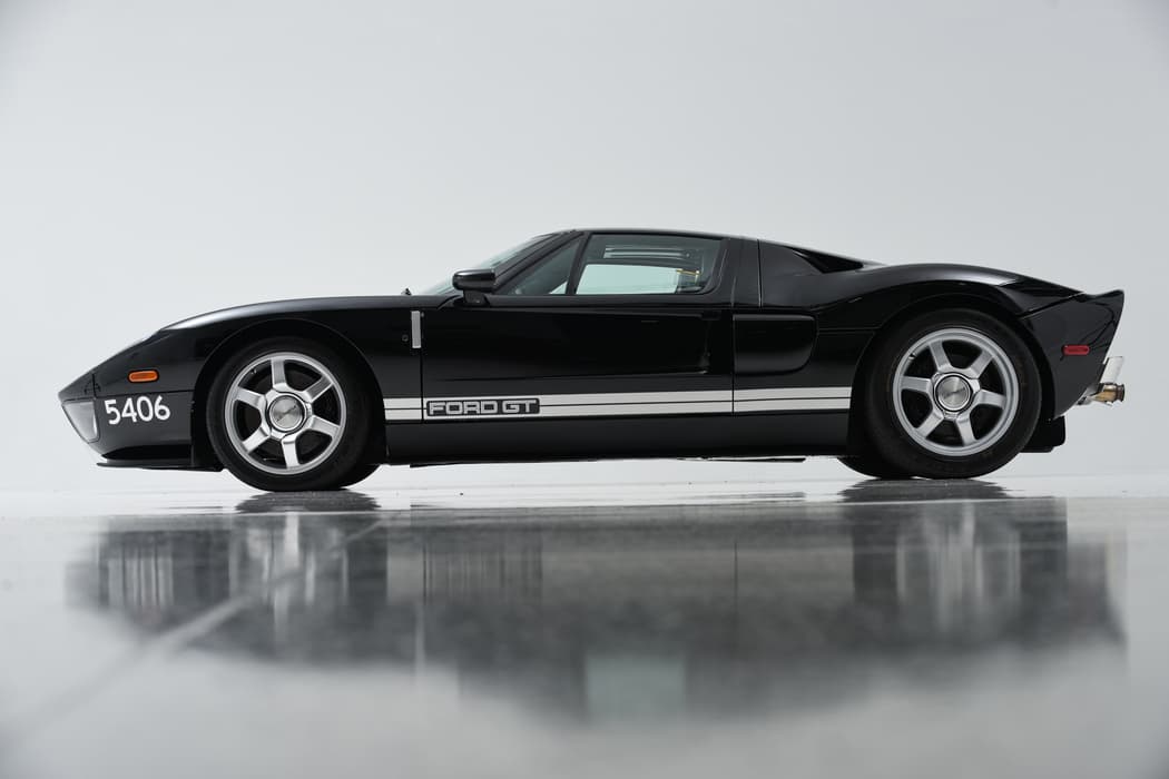 Ford GT prototype 4.jpg