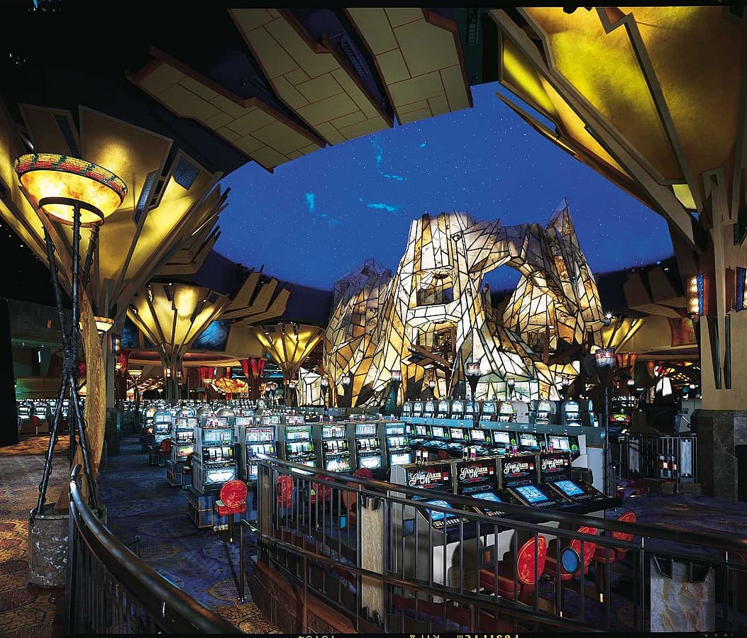 Wombi Rock at Mohegan Sun