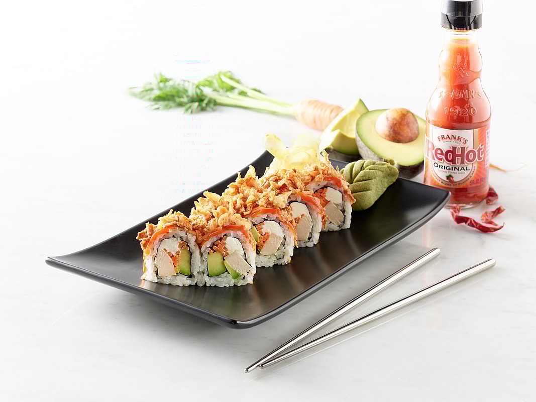 Hissho Sushi Franks Red Hot Buffalo Chicken Roll (10)