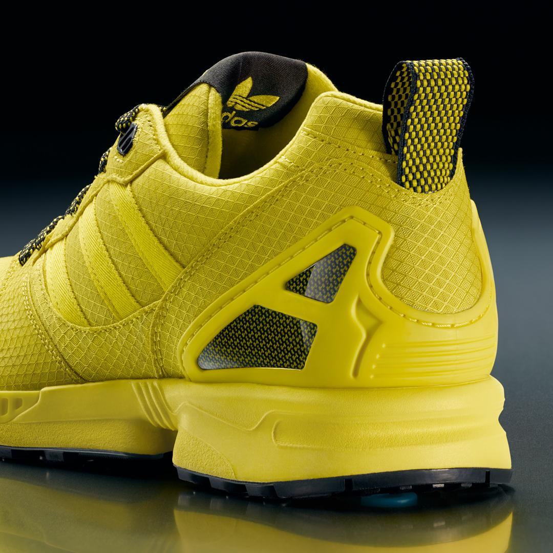 adidas ZX 5000 イエロー US8.5 These Wild New Adidas Originals Sneakers Are Made of Yellow Kevlar