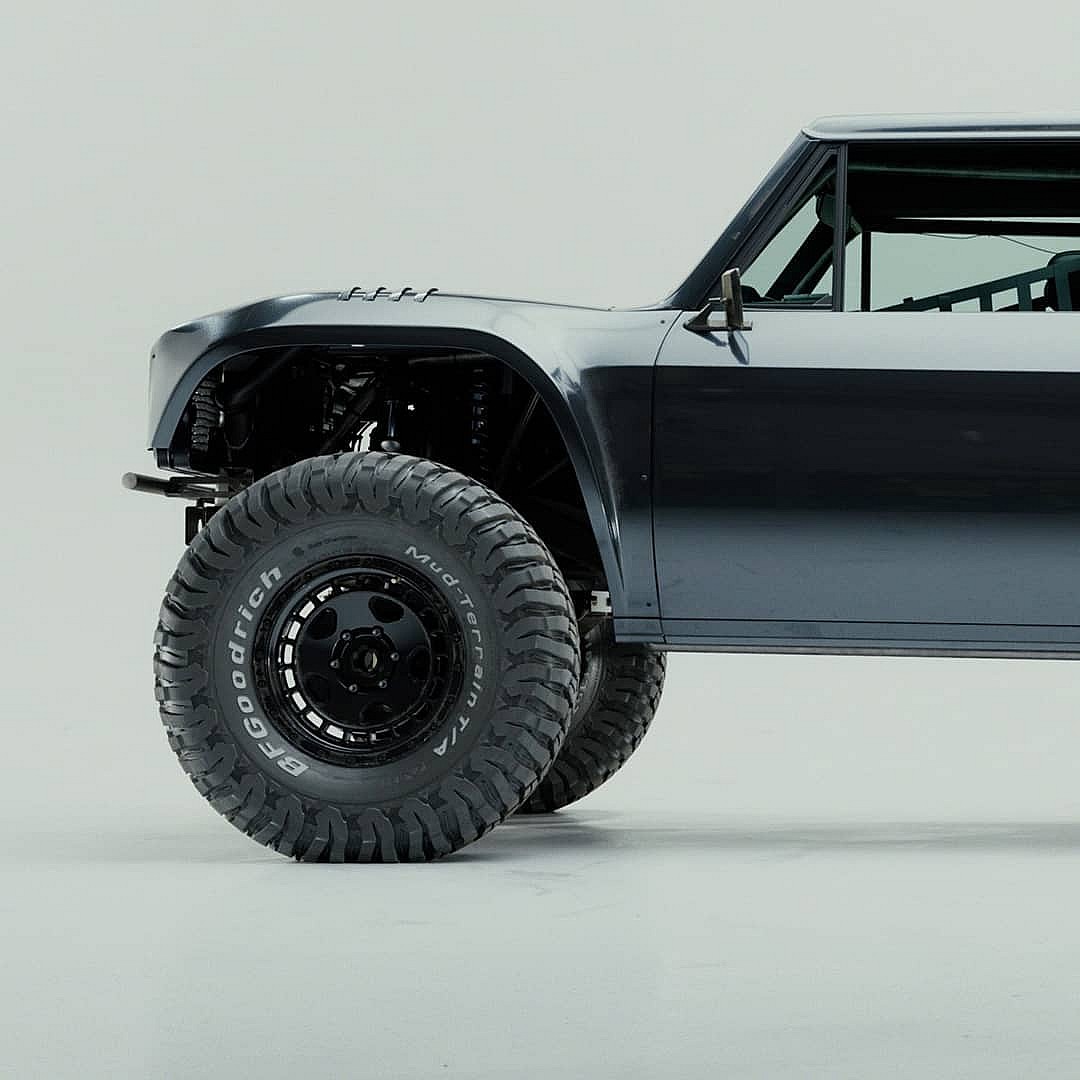 Carlos Pecino International Scout II Vanguard (2)