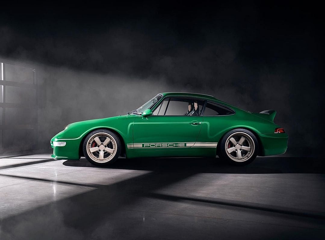Gunther Werks Porsche 911 993 Irish Green Commission  (7)