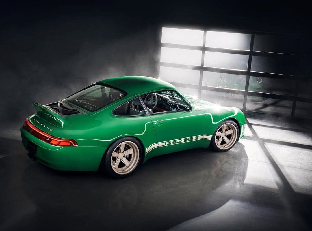 Gunther Werks Porsche 911 993 Irish Green Commission (1)