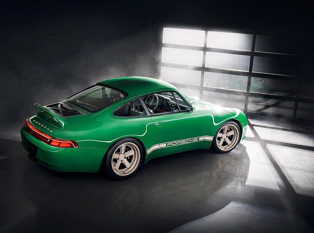 Gunther Werks Porsche 911 993 Irish Green Commission  (1)