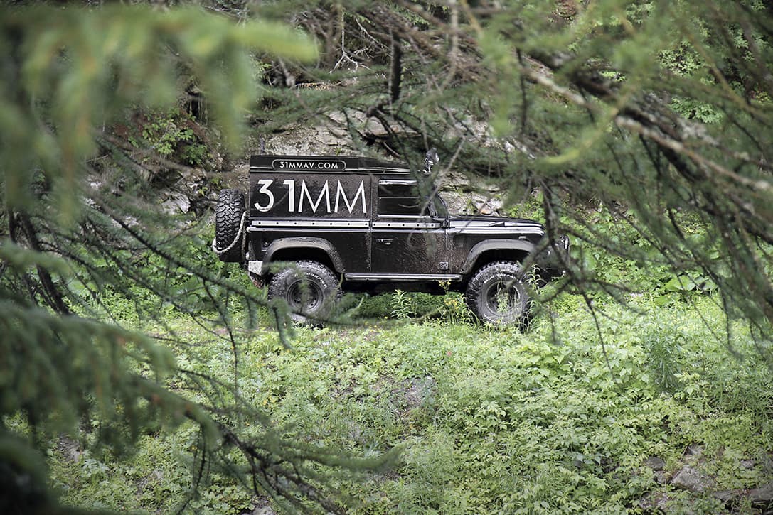 31mm-Land-Rover-AV-One-6.jpg