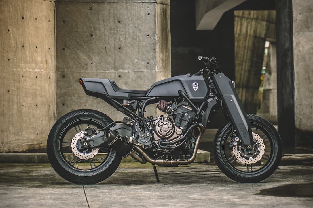 Yamaha-Onyx-Blade-by-Rough-Crafts-02.jpg