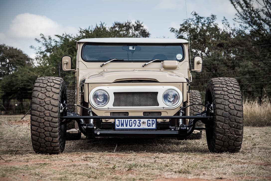 1976-Land-Cruiser-FJ-40-Hot-Rod-By-Allers-Rods-and-Customs7.jpg