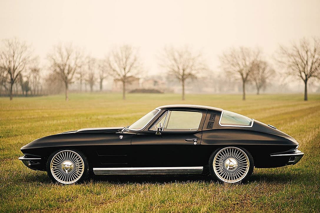 1964-Corvette-Stingray-By-Ares-2