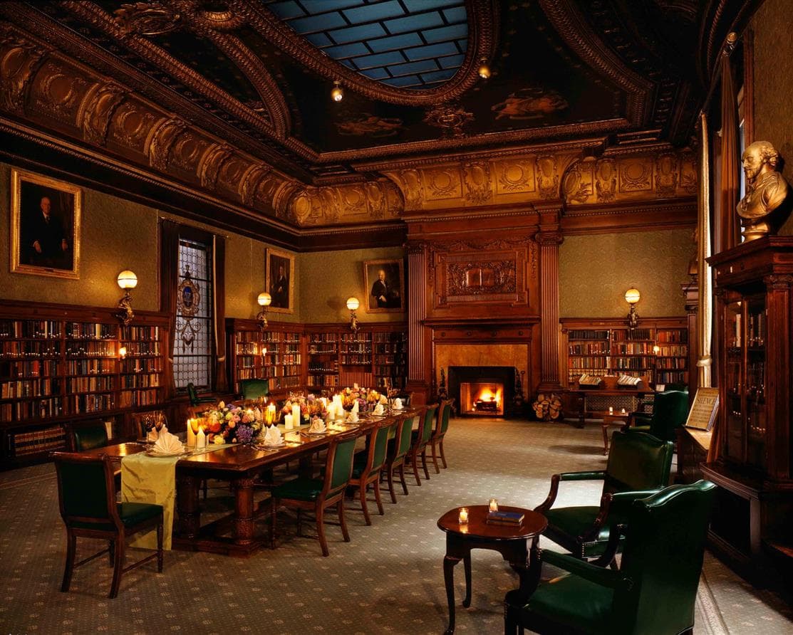 Metropolitan Club.jfif